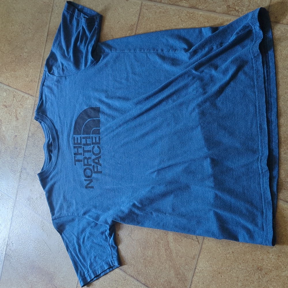 Blue tshirt